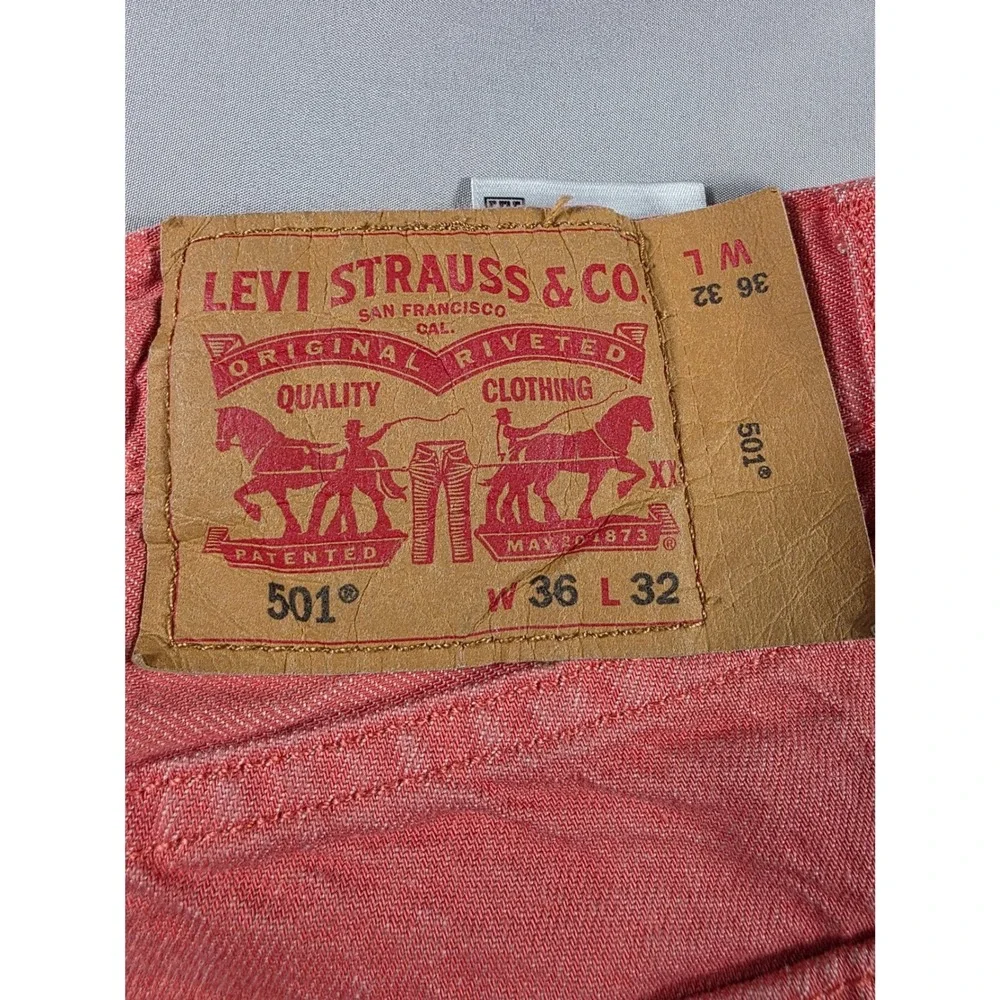 Levis 501 Button Fly Denim Jeans Mens 36x32 (Fits 34x30) Salmon Pink Coral
